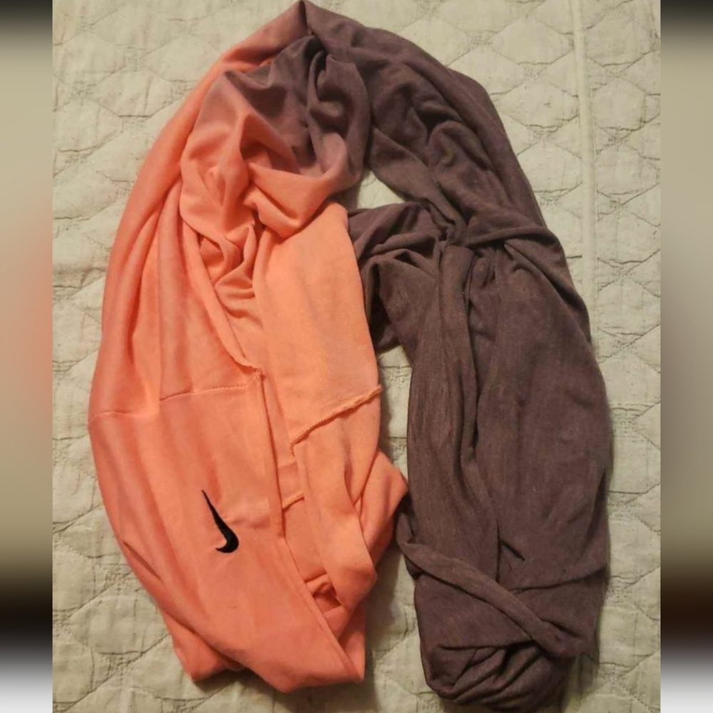 Nike Infinity Scarf
